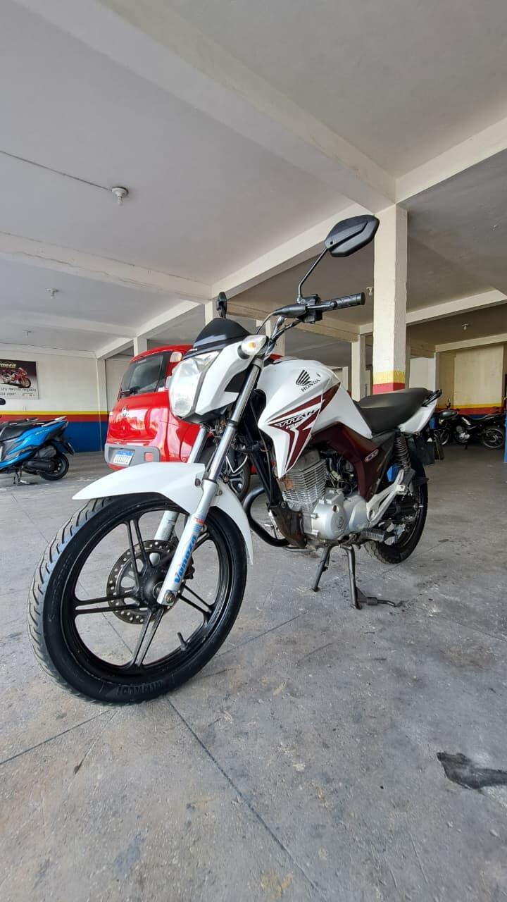 HONDA CG 150 TITAN FRENTE ESQUERDA